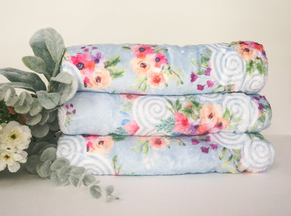 Lixam Minky Floral Blanket - Powder