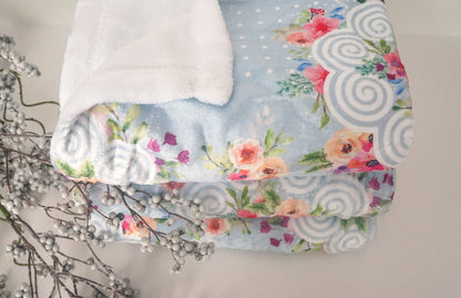 Lixam Minky Floral Blanket - Powder